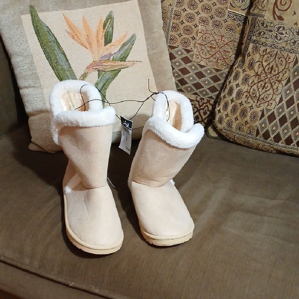 Rue21 Tan Ankle Boots with White Trim